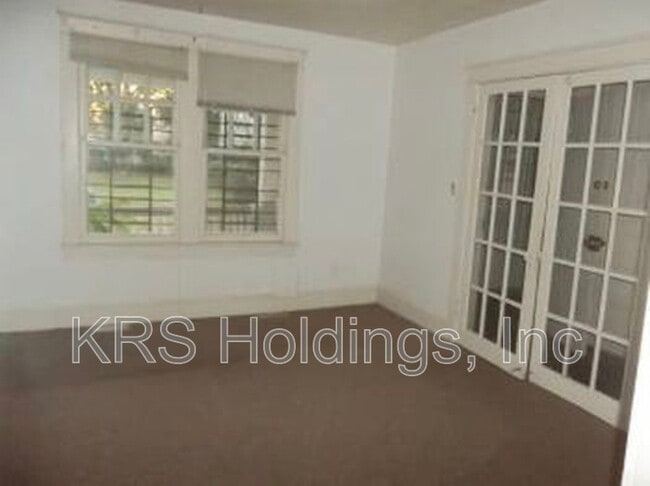 Photo - 862 Rugby St Apartment