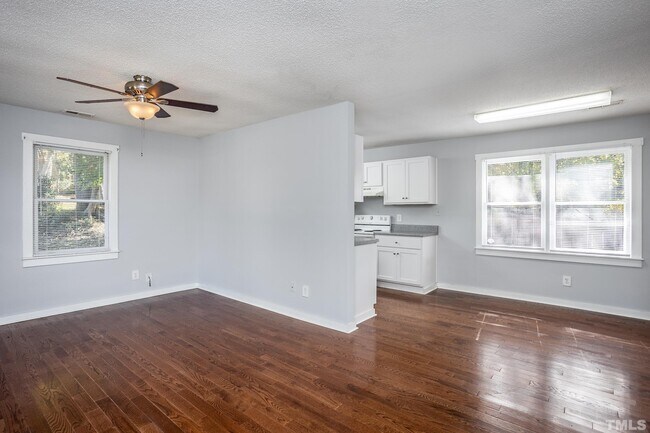 800 Tipton St - 4