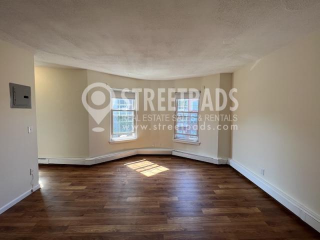 Building Photo - 1 bedroom in Boston MA 02130