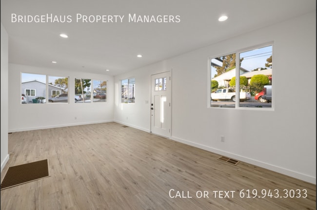 Building Photo - 2018 Drescher St