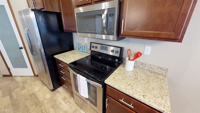 Building Photo - 4402 Blue Stem Way