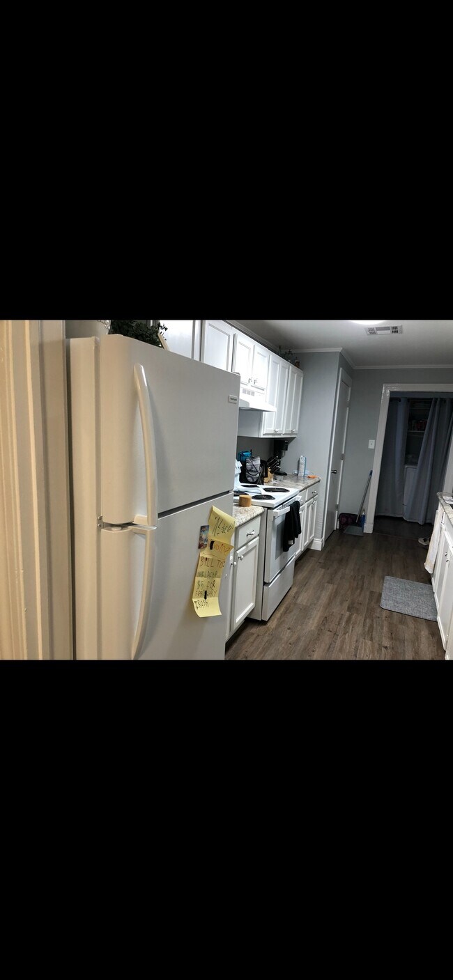 205 Glen Ellen Dr, Pineville, LA 71360 House Rental in Pineville, LA