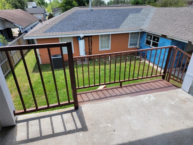 Foto del edificio - 3115 Havner Ln