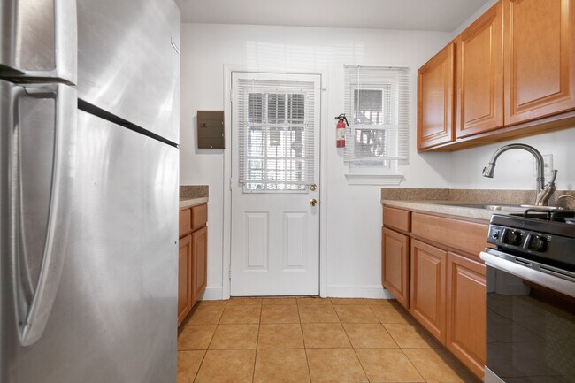 Foto del edificio - 4 47th St NE