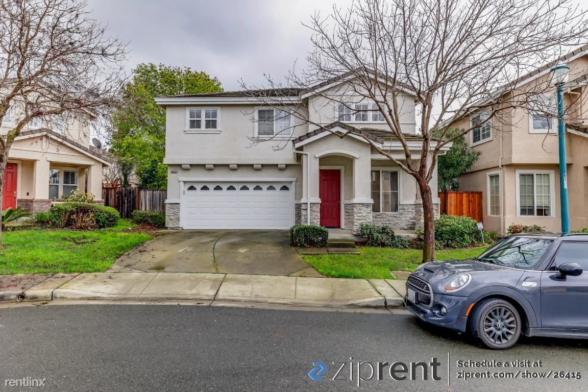 Primary Photo - 4 br, 2.5 bath House - 34437 Torrey Pine L...