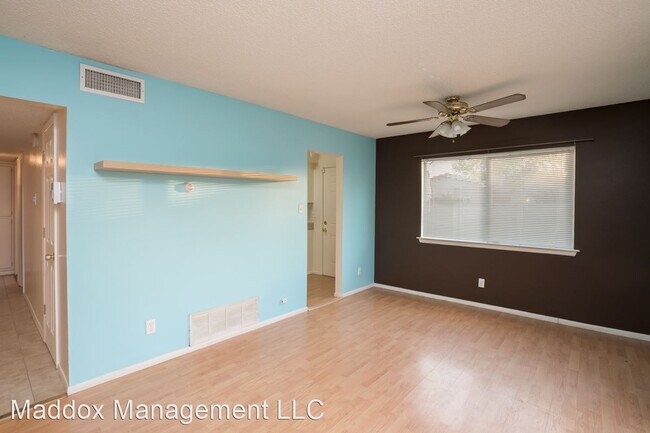 Building Photo - 2 br, 1 bath House - 4717 Tennessee Place NE