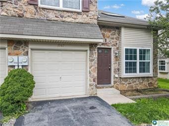 Foto del edificio - 5587 Stonecroft Ln