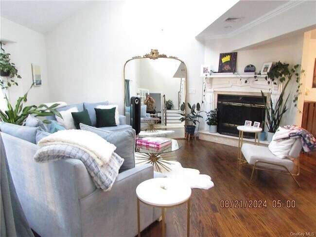 Foto del edificio - 25 Lefferts Rd