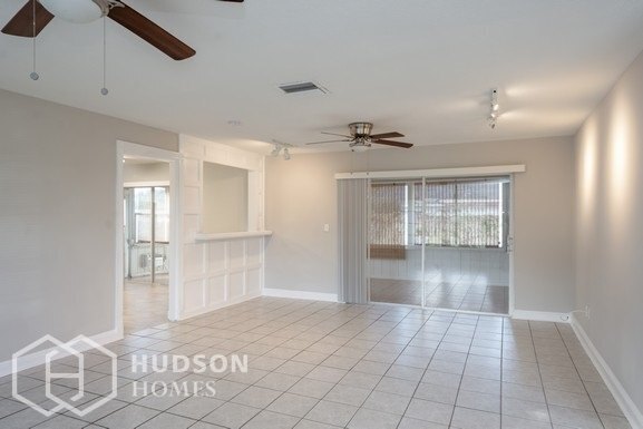 Building Photo - 2525 Bramblewood Dr W