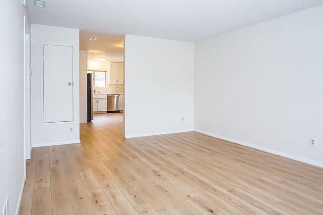 Foto del edificio - Detached home centrally located in Linda V...