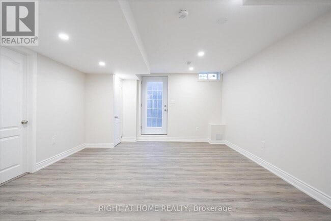 Building Photo - 1608 Frolis St