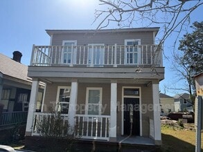 Building Photo - 513 E 33rd St