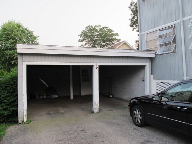 Building Photo - 124-126 Cleveland Ave