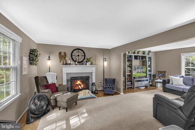 Building Photo - 9713 Velilla Rd