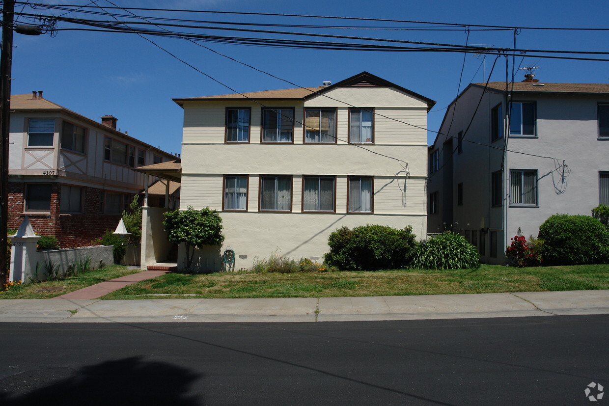 Building Photo - 4111 Beresford