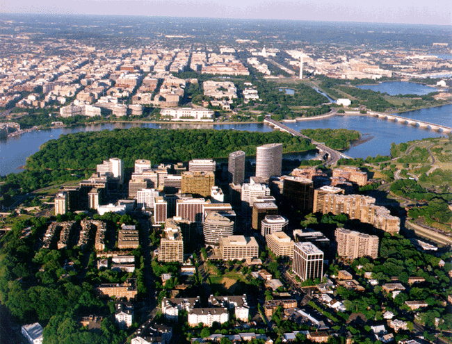 Foto del edificio - 1021 Arlington Blvd