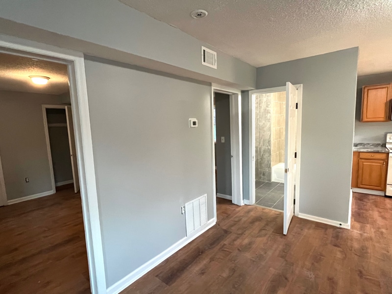 113 Stafford St Unit 2, Staunton, VA 24401 Room for Rent in Staunton