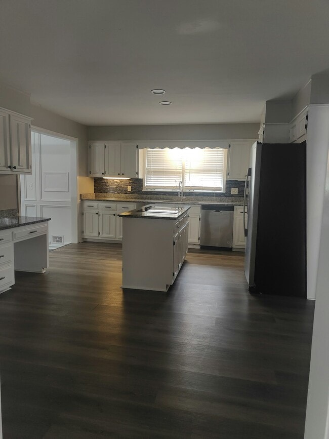 Foto del edificio - 275 Devilla Trce