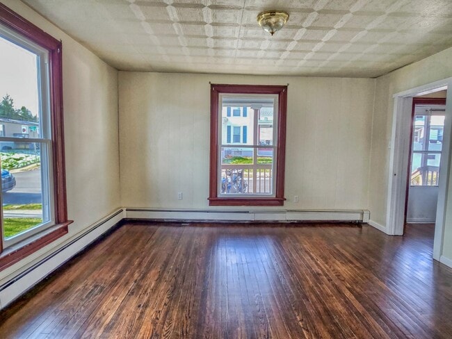 Building Photo - 166-168 S Jones St - 168