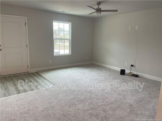 Foto del edificio - 116 Phillips St