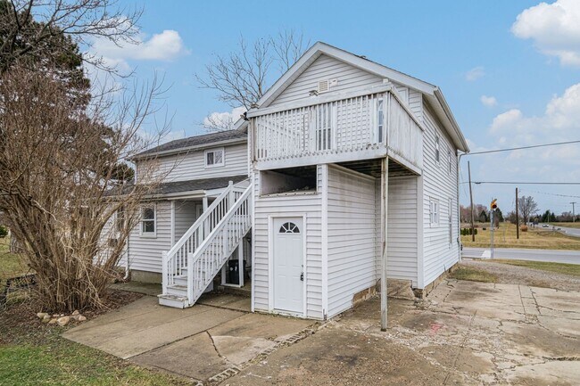 Foto del edificio - 8009 E Bristol Rd