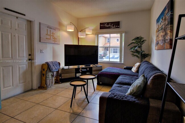 Foto del edificio - 4930 Windward Way