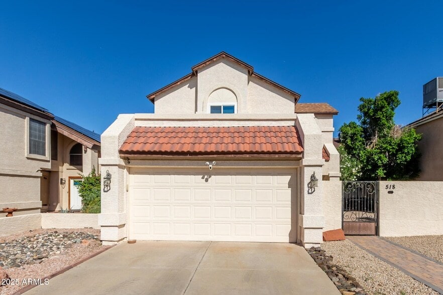 Foto principal - 518 E Kerry Ln