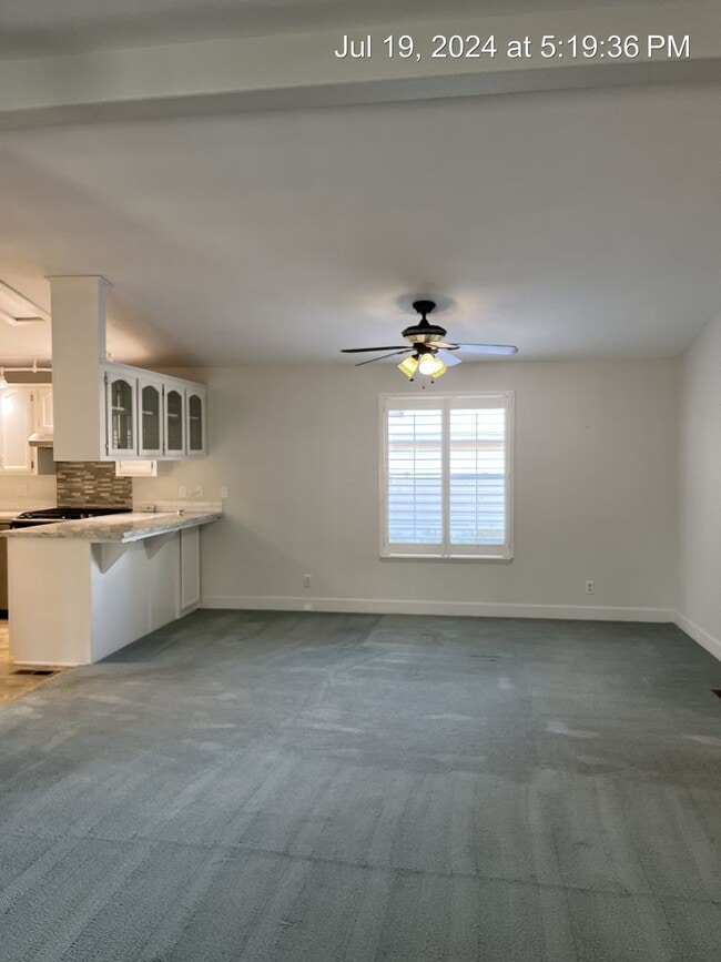 Building Photo - Beautiful Manufactured Home in 55+ Community