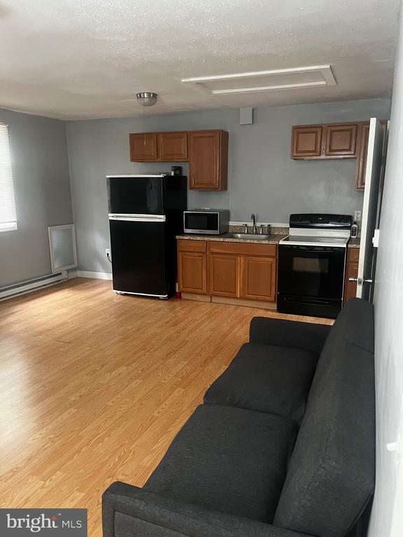 Foto principal - 3699 Red Bud Ct