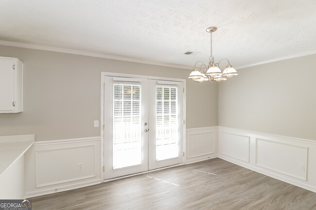 Building Photo - 3747 Dogwood Farm Rd