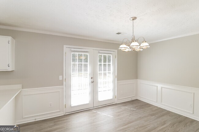 Foto del edificio - 3747 Dogwood Farm Rd