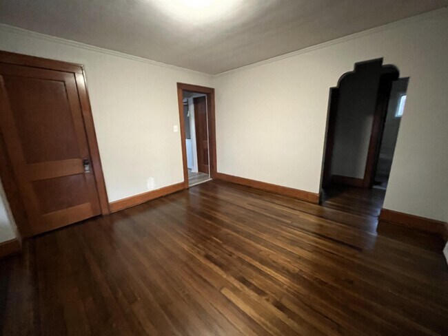 Foto del edificio - 1334 Campbell Ave