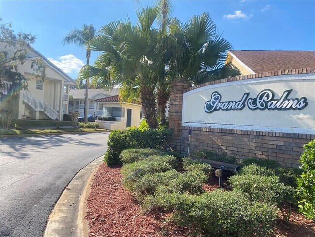 Building Photo - 3204 Sabal Palms Ct