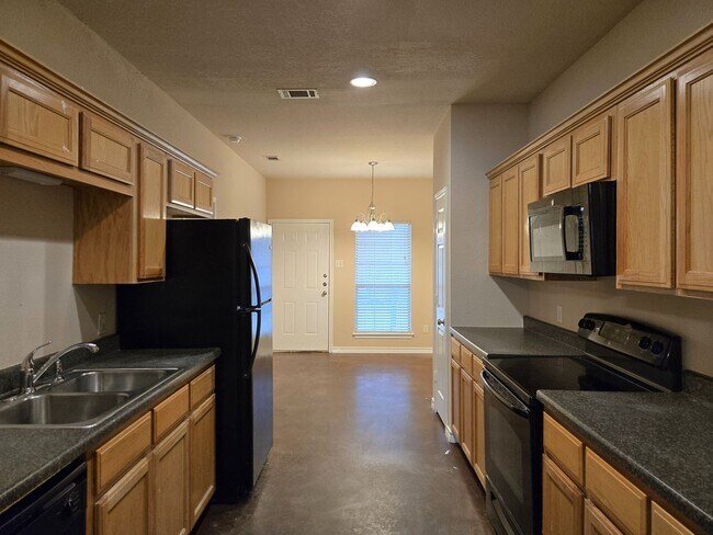 Foto del edificio - Robinson Townhome