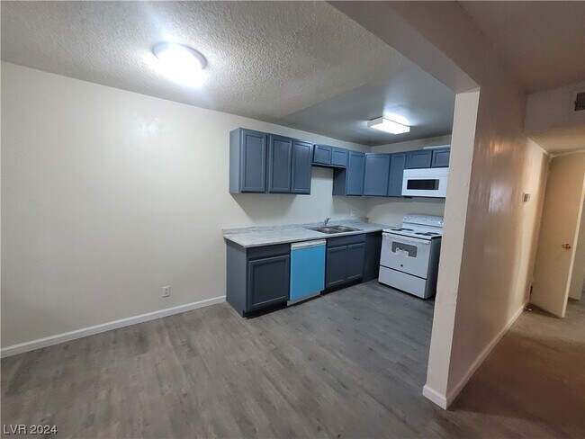 Foto del edificio - 304 Orland St