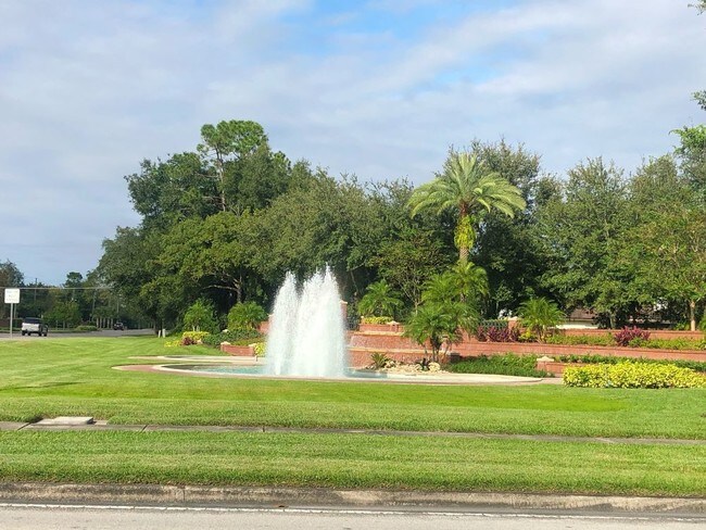 Foto del edificio - Fantastic 4/2.5 Two-Story home in Tuscawilla
