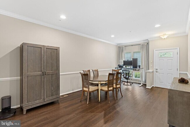 Foto del edificio - 51 Hawkswell Cir