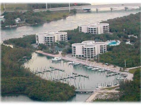 Foto principal - 8202 Gulf of Mexico Blvd