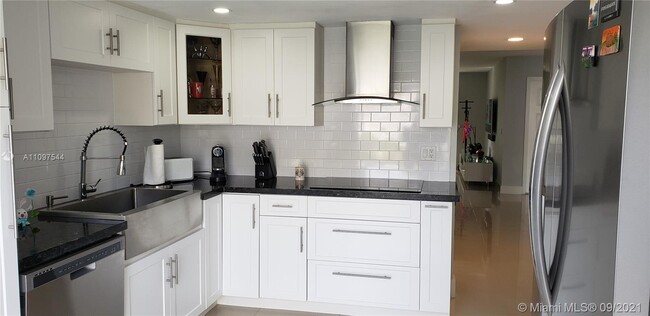 Building Photo - 7161 SW 55th Ter W