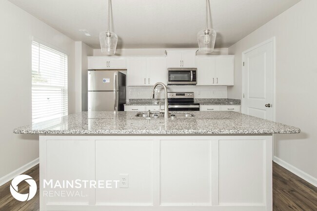Building Photo - 6864 Squirrel Run Ln