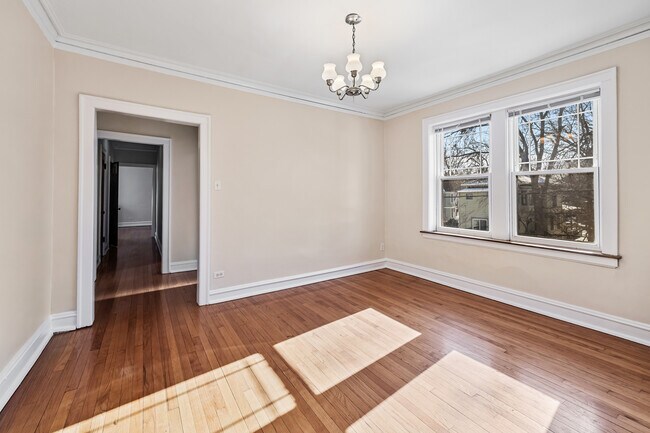 Foto del edificio - 1919 W Estes Ave