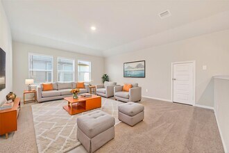 Building Photo - 1322 Eagle Pass Dr