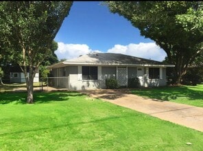 Building Photo - 141 Gahan Dr