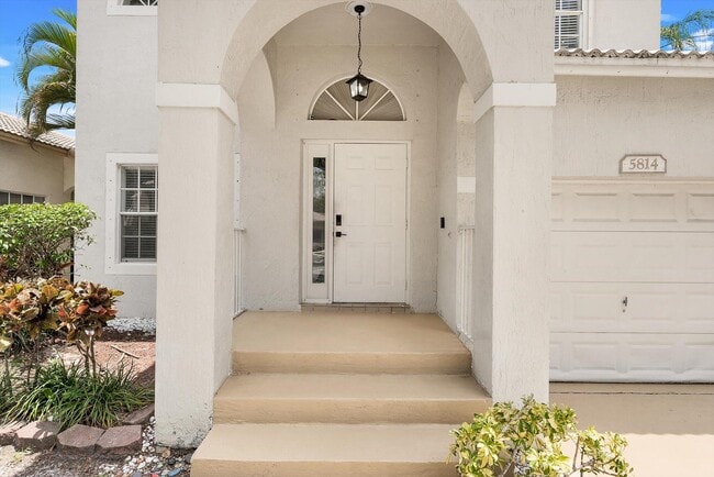 Building Photo - 5814 Eagle Cay Ln