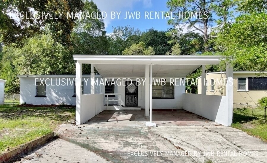 Primary Photo - 6124 Ardisia Rd W