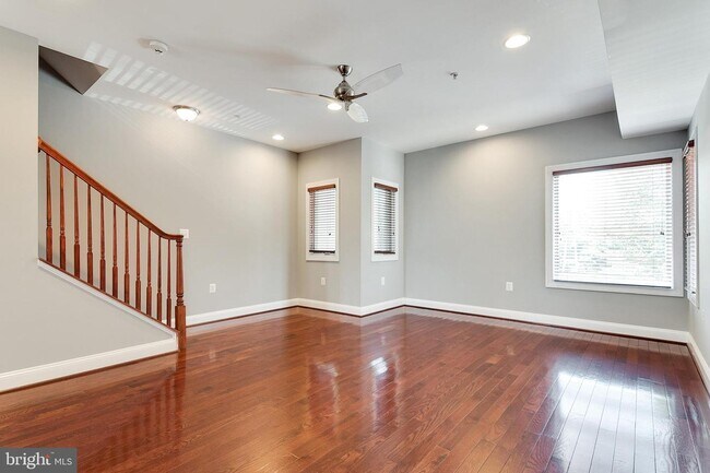 Building Photo - 1376 Talbert Ct SE