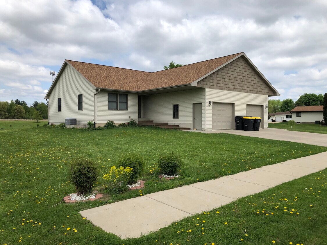 Foto principal - 1107 Hansen St