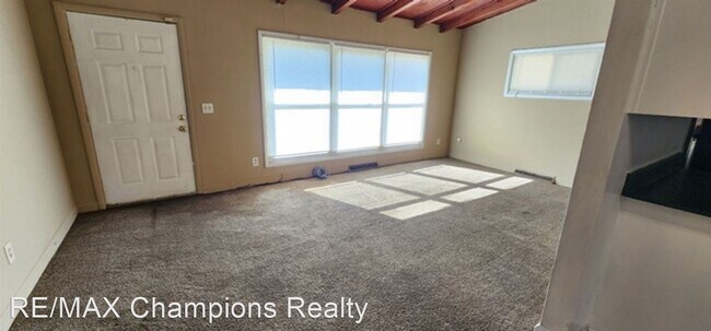 Building Photo - 3 br, 1 bath House - 4545 Graydon Court