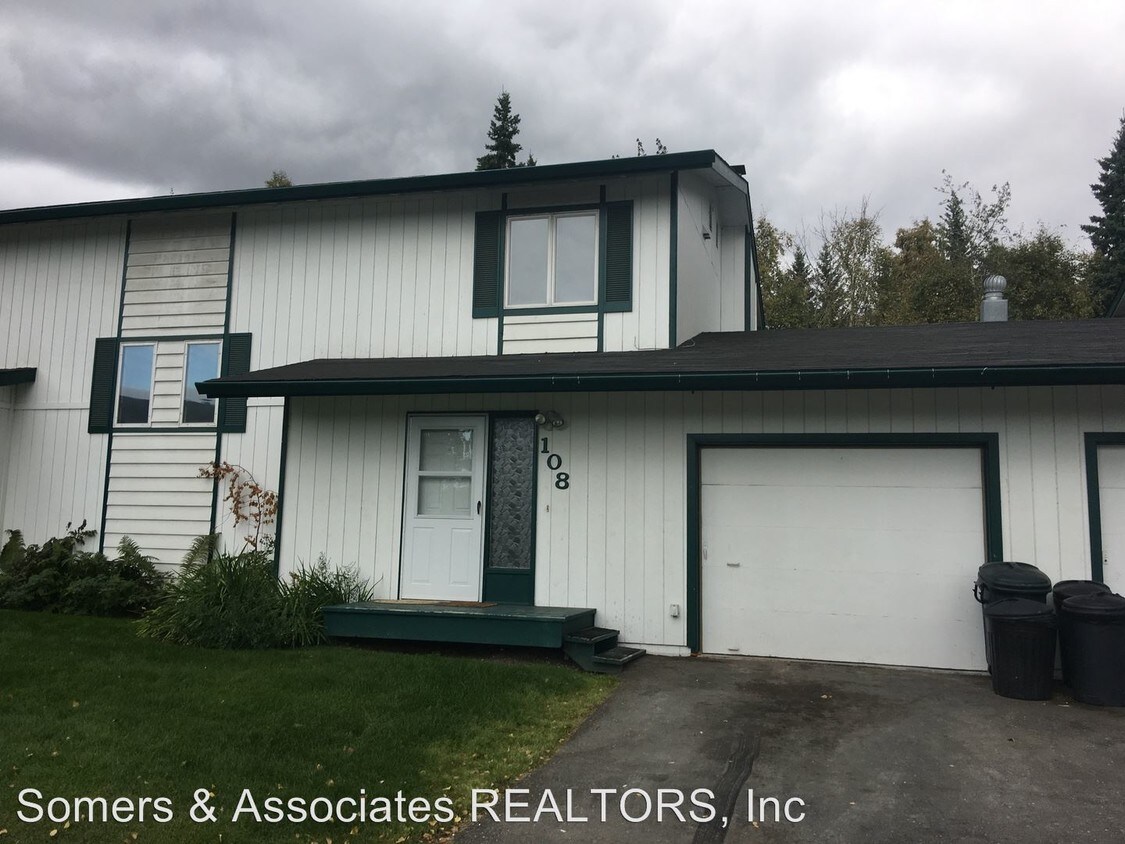 Foto principal - 108 Maple Dr