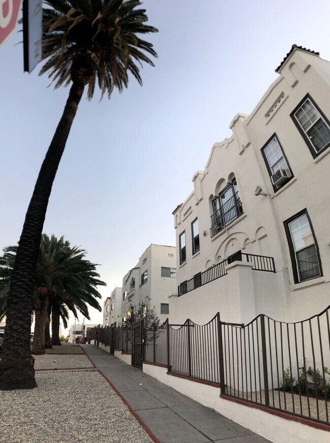 Foto del edificio - Charming and Affordable Studios